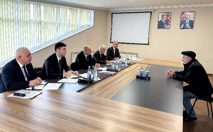 The Minister of Energy received citizens in Astara 
