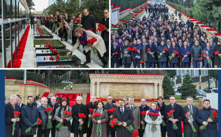 Ambassador of Netherlands visits Alley of Martyrs in Baku 
