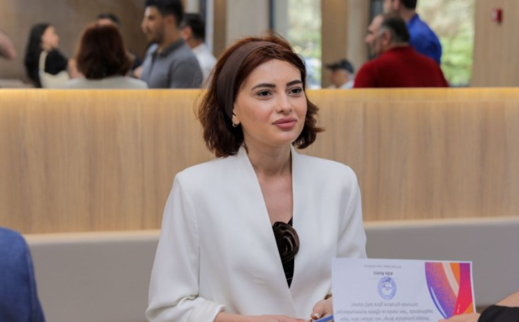 Uğurlu brendinqin sirləri - Aida Ramiz danışır