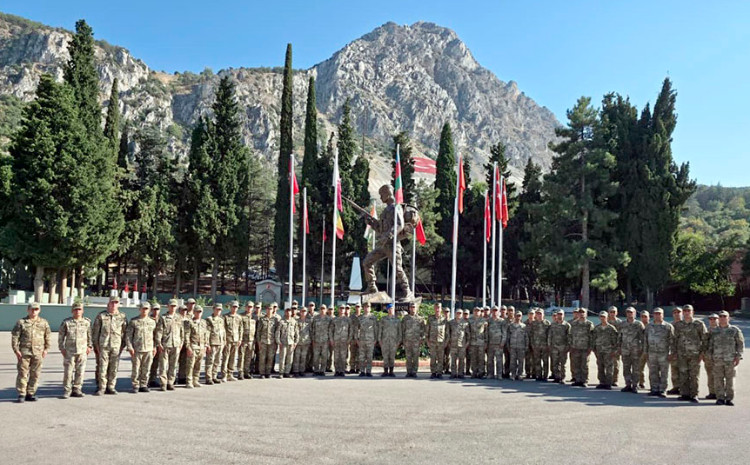 Combined Arms Army’s servicemen participate in commando courses in Türkiye 