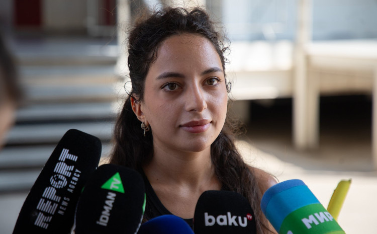 “Bir bayraqla təhlükənin qarşısını alırıq” - Kamilə Abdullayeva