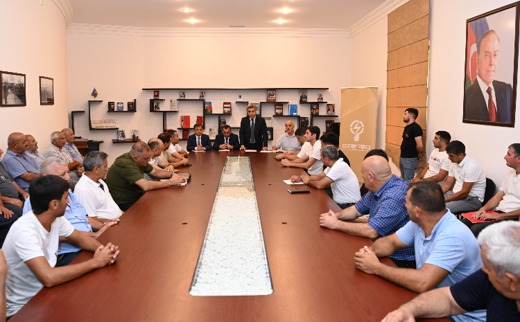 “Azərişıq” ASC-nin nümayəndələri Göyçayda fermer və sahibkarlarla görüşüb 