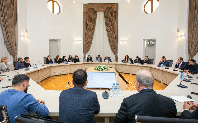 Energetika Nazirliyində enerji auditi mövzusunda məlumat sessiyası keçirilib 
