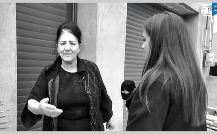 Sakinlərin şikayətinə görə çəkiliş edən AzTV kamerasına qadın HÜCUM ÇƏKDİ: “Adamım var!” - VİDEO