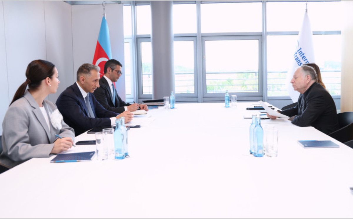 Minister Rashad Nabiyev Meets with UN Secretary-General’s Special Envoy for Road Safety 