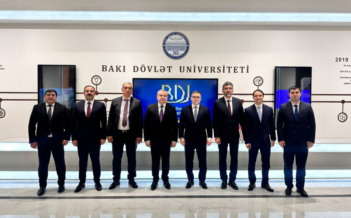 Meeting Held on Training Personnel for the Defense Industry 