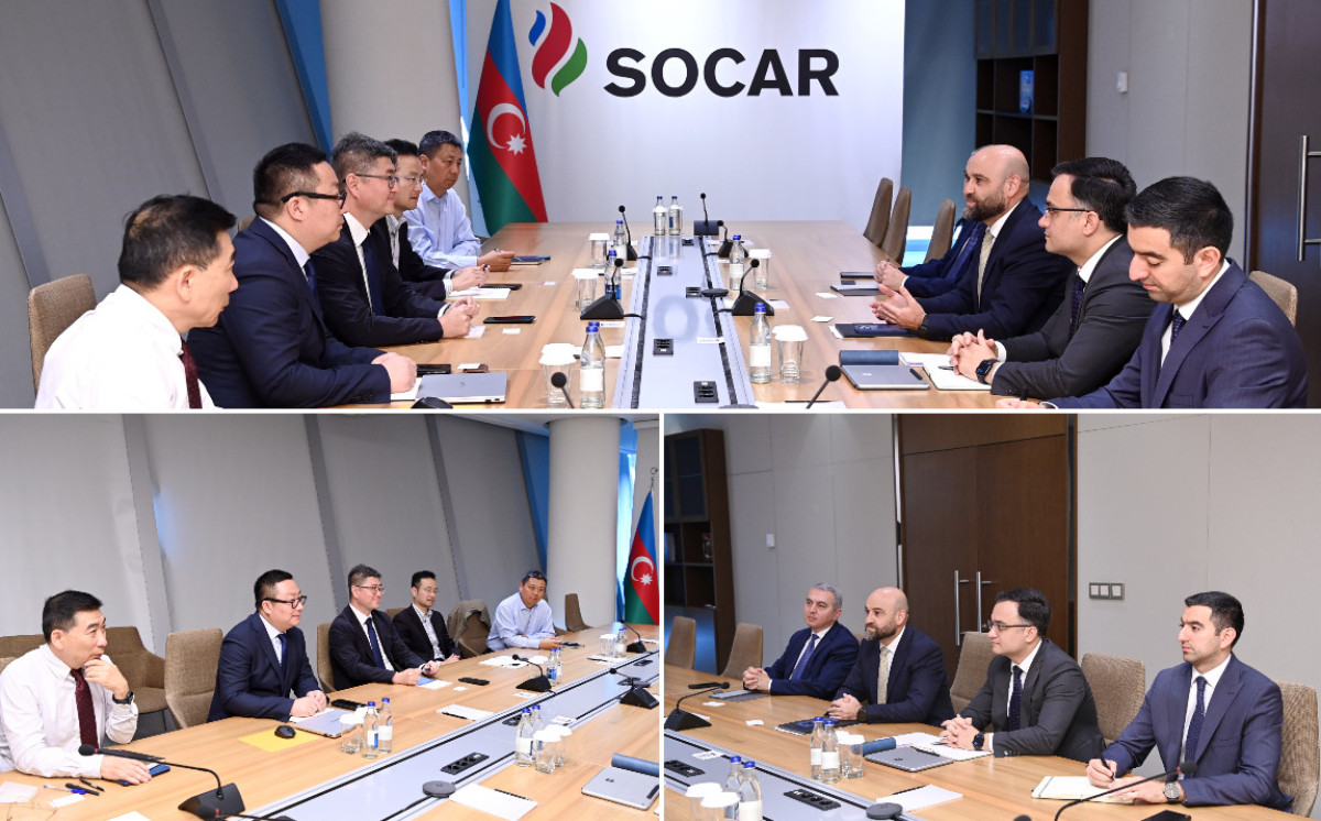 SOCAR-ın vitse-prezidenti “China Offshore Oil Engineering Company” şirkətinin baş direktorunun müavini ilə görüşüb 
