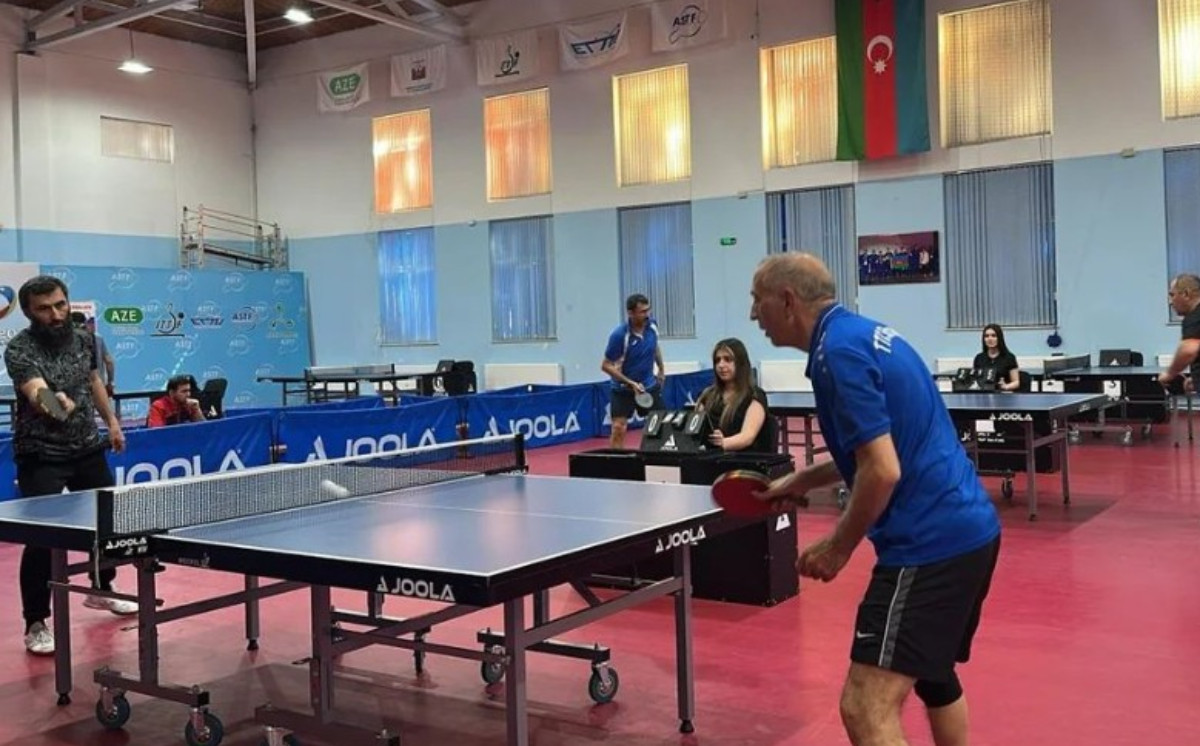 Stolüstü tennisçilərin ölkə çempionatına start verilib 