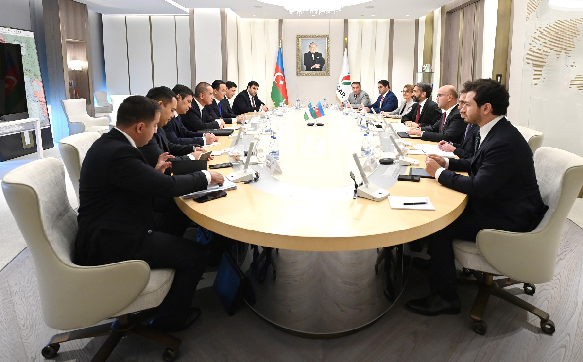 SOCAR President Meets with Uzbekistan’s Minister of Investment, Industry and Trade and Minister of Energy 