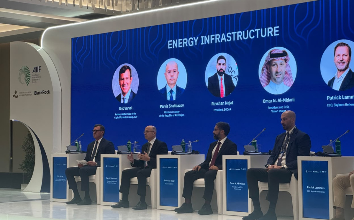 Energetika naziri II Azərbaycan Beynəlxalq İnvestisiya Forumunda Azərbaycanın enerji infrastrukturu üzrə prioritetlərindən danışıb 
