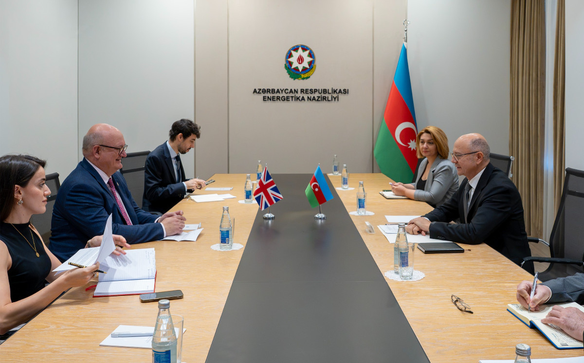 Energetika naziri Böyük Britaniyanın ölkəmizdəki səfiri ilə müzakirələr aparıb 