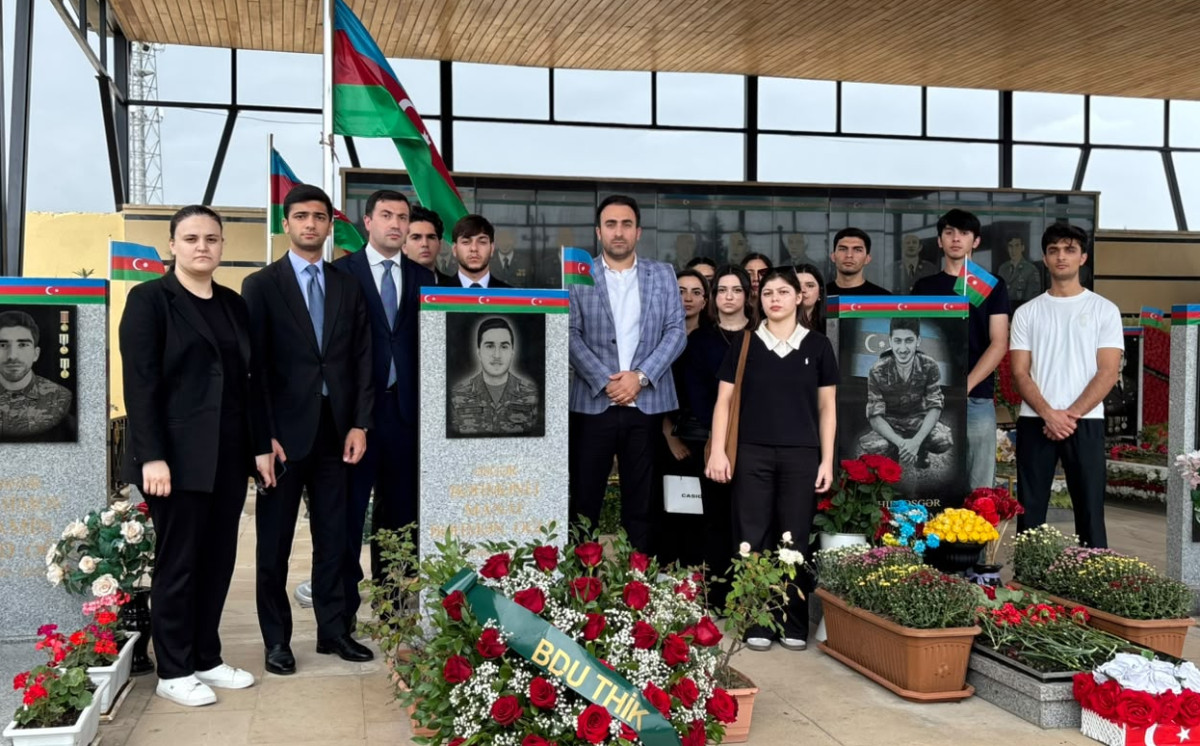 BDU-nun şəhid məzunu Manaf Bəhmənlinin məzarı ziyarət olunub 