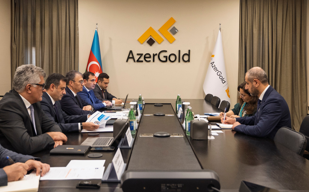 Meeting Held at AzerGold CJSC with ADB Country Director for Azerbaijan 