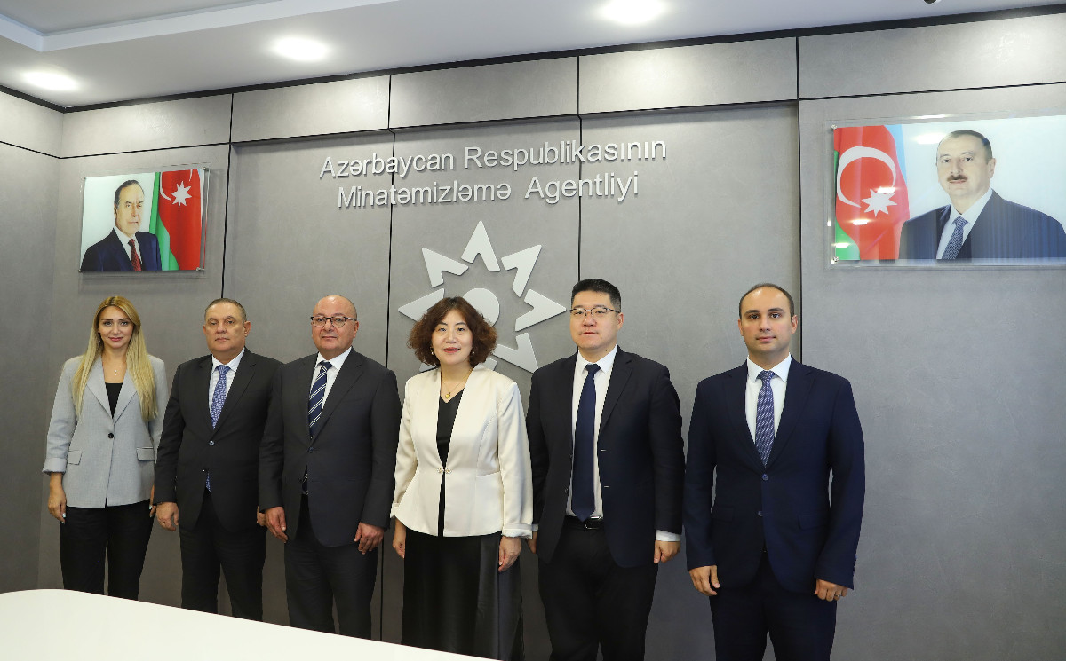 Çin Xalq Respublikasının ölkəmizdəki fövqəladə və səlahiyyətli səfiri ilə ANAMA-da görüş 