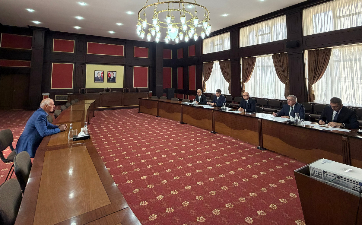 Energy Minister received citizens in Nakhchivan 